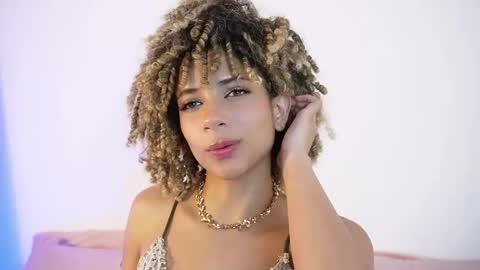 Snapshot of naomidawsonn chatting on May 2026 11:57:01 PM naomidawson online show from May 2026 11:57:01 PM