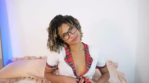 Snapshot of naomidawsonn chatting on July 2026 12:13:02 AM naomidawson online show from July 2026 12:13:02 AM