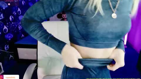 naomihita online show from February 2026 12:49:01 PM