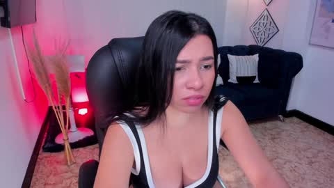 Snapshot of naomii_campbell_ chatting on January 2025 01:16:02 PM Naomi Campbell online show from January 2025 01:16:02 PM