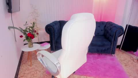 Snapshot of naomii_campbell_ chatting on February 2025 04:42:02 PM Naomi Campbell online show from February 2025 04:42:02 PM