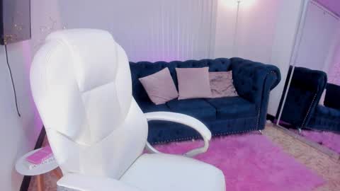 Snapshot of naomii_campbell_ chatting on March 2025 03:13:02 PM Naomi Campbell online show from March 2025 03:13:02 PM