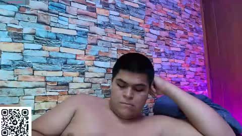 Snapshot of naomii_campbelll chatting on May 2026 08:27:02 PM Naomi Campbel online show from May 2026 08:27:02 PM