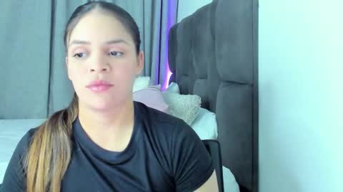 Snapshot of naomipalmer_ chatting on October 2025 02:50:02 AM Naomi online show from October 2025 02:50:02 AM