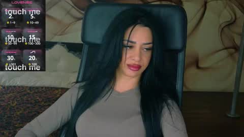 Snapshot of naomiscarlett chatting on November 2025 10:26:01 AM NaomiScarlett online show from November 2025 10:26:01 AM