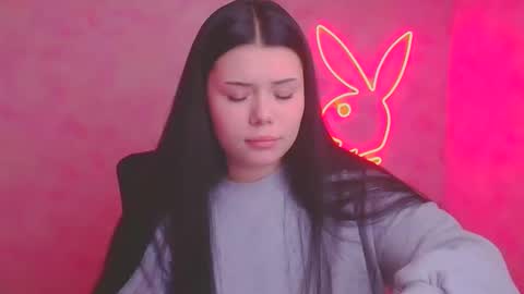 Naomi online show from November 2025 07:36:02 PM