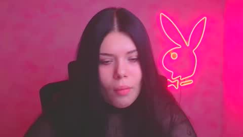 Naomi online show from November 2025 06:24:01 AM