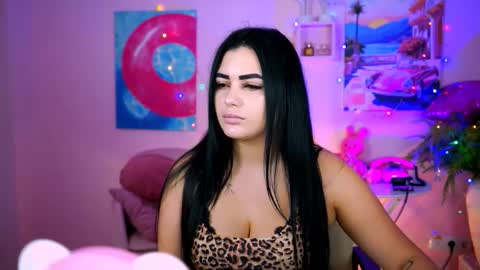 Snapshot of naomiwilsons chatting on September 2025 12:19:01 PM naomiwilsons online show from September 2025 12:19:01 PM