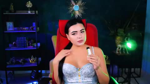 naomiwilsons online show from November 2025 08:46:02 AM