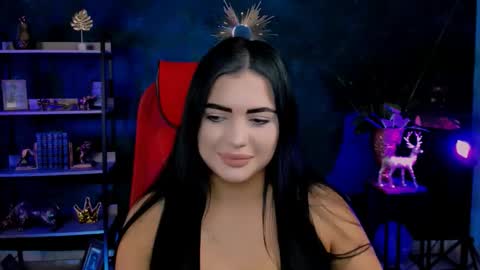 naomiwilsons online show from November 2025 12:16:01 PM