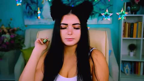 naomiwilsons online show from November 2025 08:50:02 AM