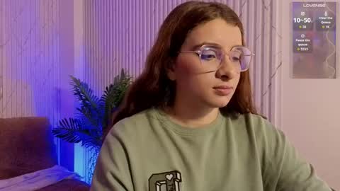 Naomy  online show from March 2026 03:47:01 AM