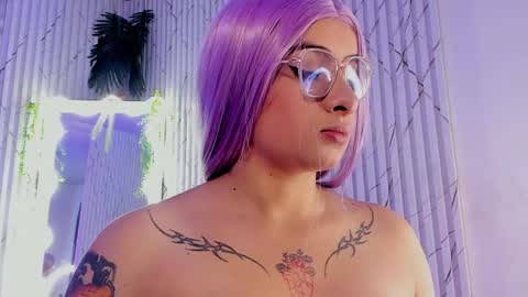 Naomy  online show from April 2026 03:11:02 AM