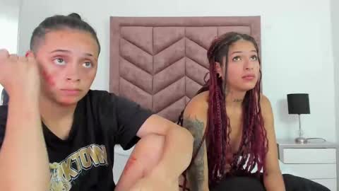 Snapshot of naomyanddany chatting on January 2025 11:24:01 PM NaomyAndDany online show from January 2025 11:24:01 PM