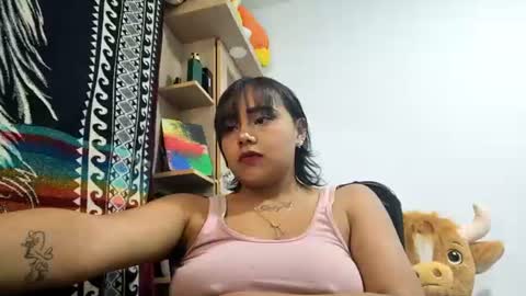 Snapshot of naomylux1 chatting on June 2026 02:44:01 AM naomylux1 online show from June 2026 02:44:01 AM