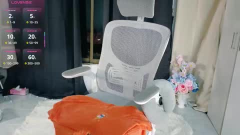 Snapshot of napat_jiejie chatting on November 2025 05:49:01 PM Napat jiejie online show from November 2025 05:49:01 PM