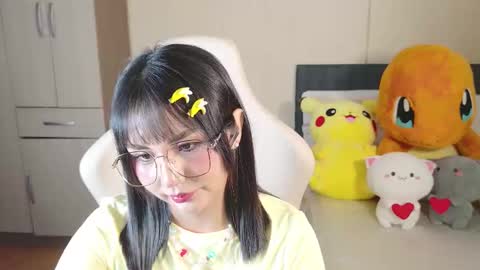 Snapshot of naree_masaki chatting on December 2025 09:38:01 AM Naree online show from December 2025 09:38:01 AM