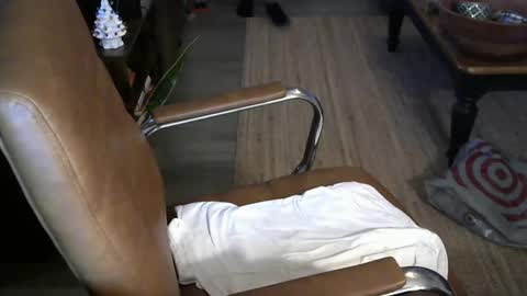 nareth338 online show from December 2024 05:48:01 AM