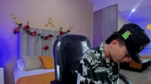 Nascary Fox online show from December 2025 01:07:01 PM