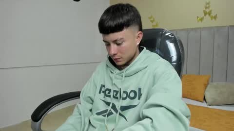 Nascary Fox online show from January 2026 05:11:01 AM