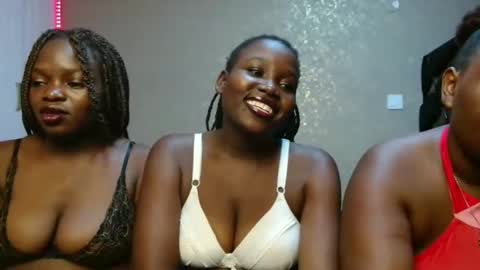 Snapshot of nasha_nei chatting on February 2026 07:54:01 PM Nasha online show from February 2026 07:54:01 PM