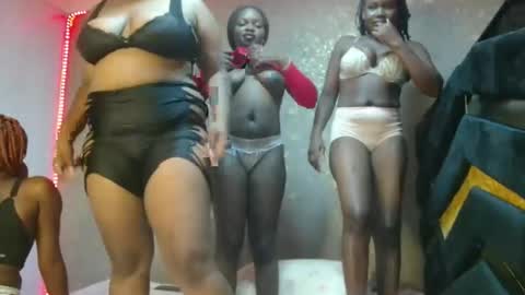 Snapshot of nasha_nei chatting on February 2026 04:52:02 PM Nasha online show from February 2026 04:52:02 PM