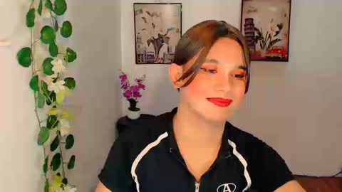 nashdiam online show from December 2025 03:40:02 PM