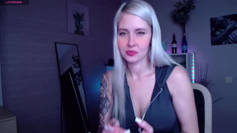 Snapshot of nastasya_cute chatting on January 2025 04:52:01 AM Nastya online show from January 2025 04:52:01 AM