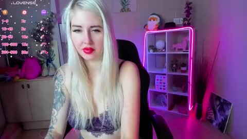 Snapshot of nastasya_cute chatting on February 2026 01:53:02 AM Nastya online show from February 2026 01:53:02 AM