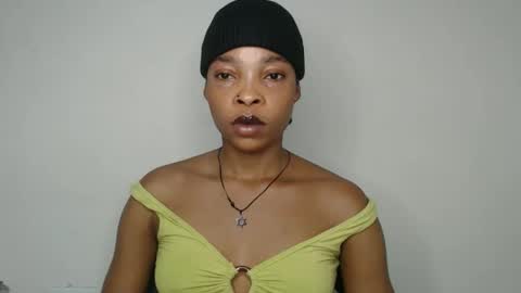 Snapshot of nastie_cumlover chatting on November 2025 09:58:01 AM bella online show from November 2025 09:58:01 AM