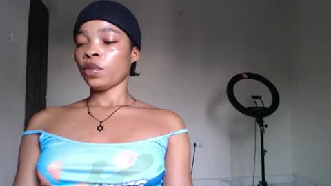 Snapshot of nastie_cumlover chatting on November 2025 07:20:02 AM bella online show from November 2025 07:20:02 AM