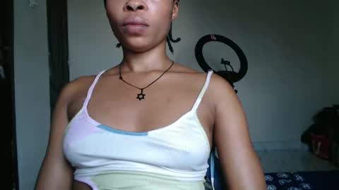 Snapshot of nastie_cumlover chatting on November 2025 09:46:01 AM bella online show from November 2025 09:46:01 AM