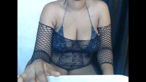 nasty_luna0 online show from October 2025 05:19:01 AM