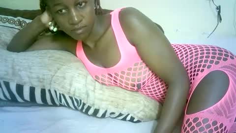 Marie online show from November 2025 08:57:01 AM