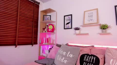 Snapshot of nata_villalobos chatting on June 2026 01:33:01 AM nata_villalobos online show from June 2026 01:33:01 AM