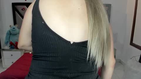 natalia5560 online show from October 2025 01:03:02 PM