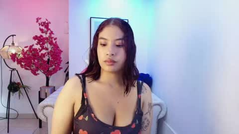 Snapshot of natalia_cartier chatting on June 2026 03:31:02 AM Natalia. online show from June 2026 03:31:02 AM