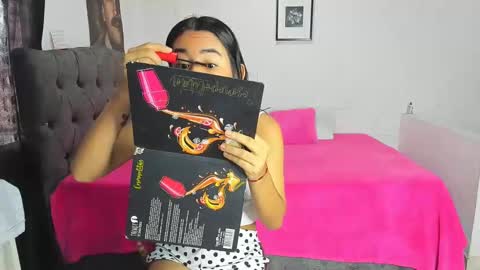 Snapshot of nataliaa05 chatting on March 2025 04:11:01 PM Nati online show from March 2025 04:11:01 PM