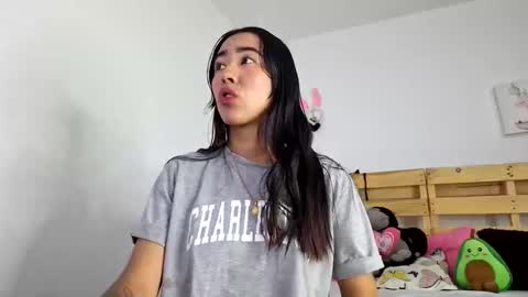 Snapshot of nataliaa05 chatting on October 2025 09:35:02 PM Nati online show from October 2025 09:35:02 PM