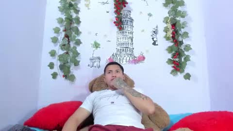 nataliaandjulliam online show from January 2026 03:08:02 AM