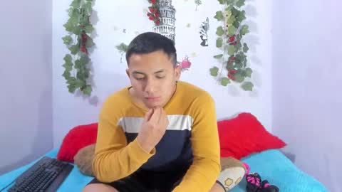 nataliaandjulliam online show from February 2026 06:54:01 AM