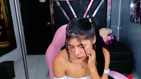 nataliatompsonx1 online show from September 2025 12:32:02 PM