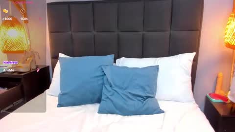 Snapshot of natalie_esmith chatting on December 2025 11:58:02 AM N A T A L I E online show from December 2025 11:58:02 AM