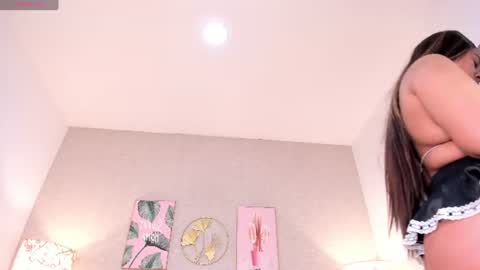 Naty  online show from June 2026 11:37:02 AM