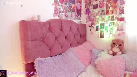       online show from February 2025 11:31:02 AM