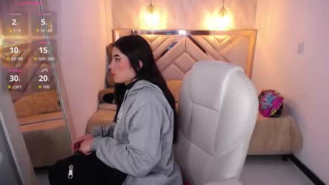 natalie  online show from March 2026 08:01:01 PM