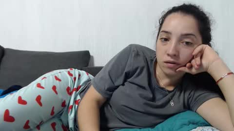 Miia online show from November 2025 05:51:02 AM