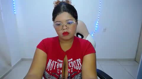 natalielabellex1 online show from December 2025 05:55:02 PM