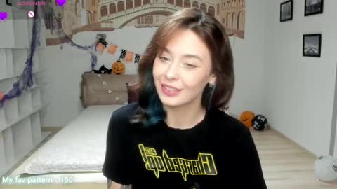 Natali online show from November 2025 01:55:02 PM