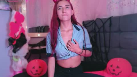 natalliapradas online show from October 2025 08:20:01 PM